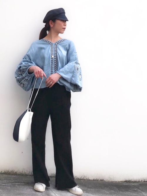 Today’s Outfit ボリューム袖 刺繍ブラウス×リブパンツ 春 大人カジュアル コーデ 2019.4.20