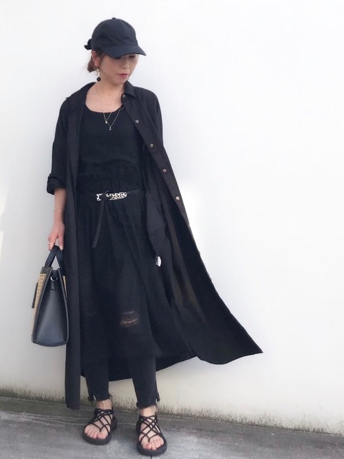 Today’s Outfit ブラックコーデ チュールワンピ、黒スキニー、ロングシャツワンピでレイヤード 大人カジュアル コーデ 2019.5.17