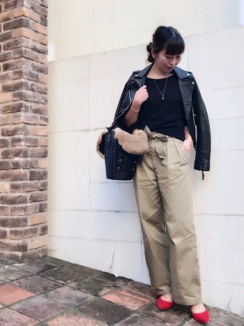 ZARA ライダースジャケット リボンパンツ シンプル 秋 大人カジュアル コーディネート ファッション ootd